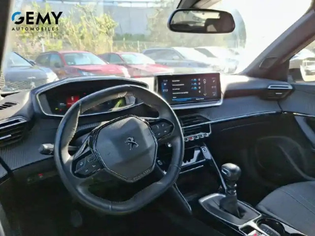 Peugeot 2008 puretech 130 s&amp;s bvm6 — photo 8
