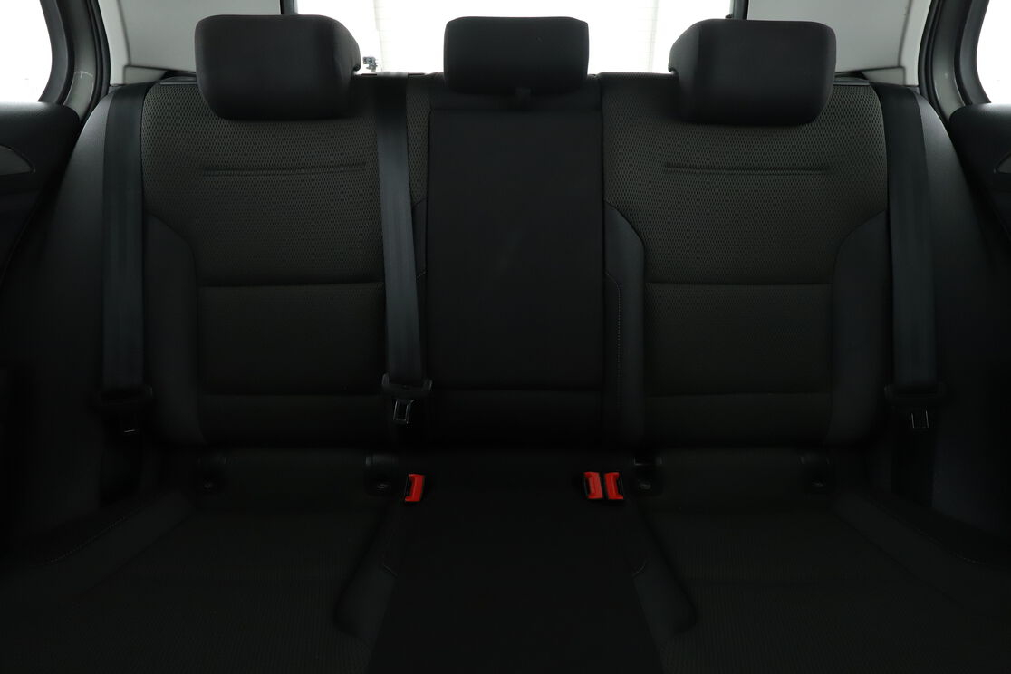 Volkswagen Golf VII 2.0 TDI BlueMotion Tech DSG6 — photo 16