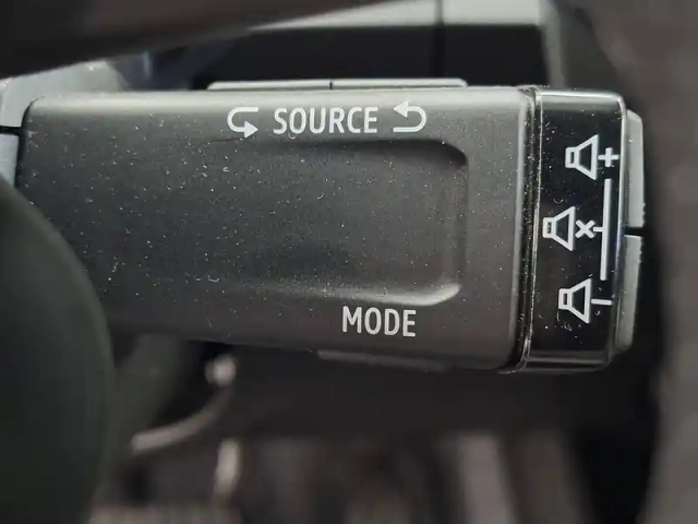 Renault Megane e-tech ev60 220 ch super charge — photo 40