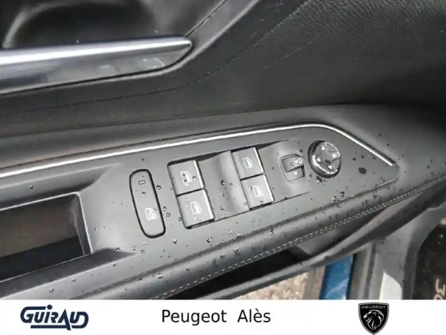 Peugeot 3008 hybrid 225 e-eat8 — photo 4