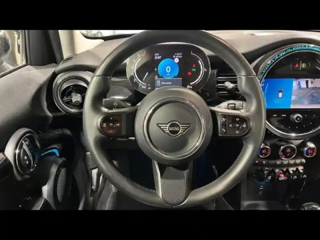 Mini Mini 5 portes cooper 136ch edition premium bva7 — photo 9