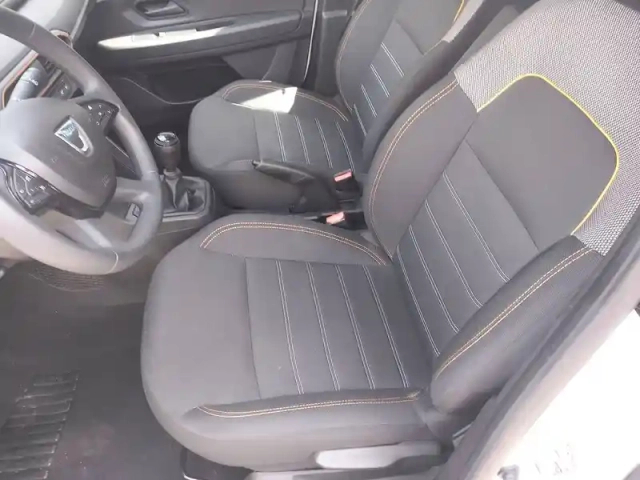 Dacia Sandero eco-g 100 - 22 — photo 9