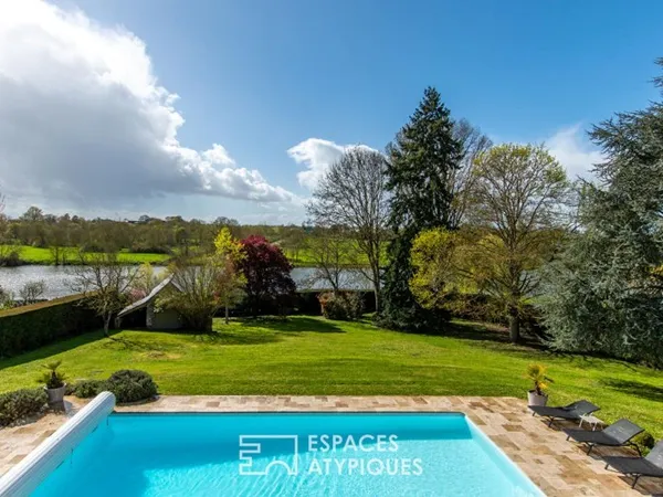 Longère rénovée avec piscine en bord de Sarthe entre Le Mans et Angers