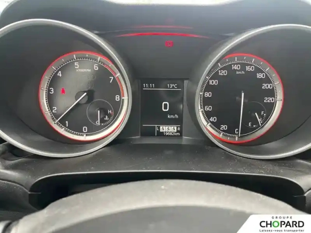 Suzuki Swift 1.2 dualjet hybrid — photo 52