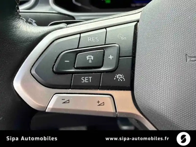 Volkswagen T-Roc 1.5 tsi evo 150 start/stop dsg7 — photo 22