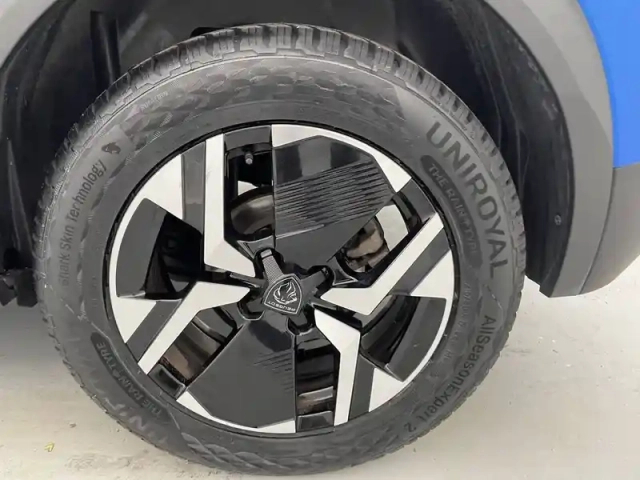 Peugeot 2008 puretech 130 s&amp;s eat8 — photo 16