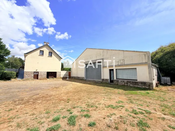 MAISON SUR SOUS-SOL DE 103 M2, 4 CHAMBRES SUR TERRAIN DE 1800 M2 A PLUMELIAU