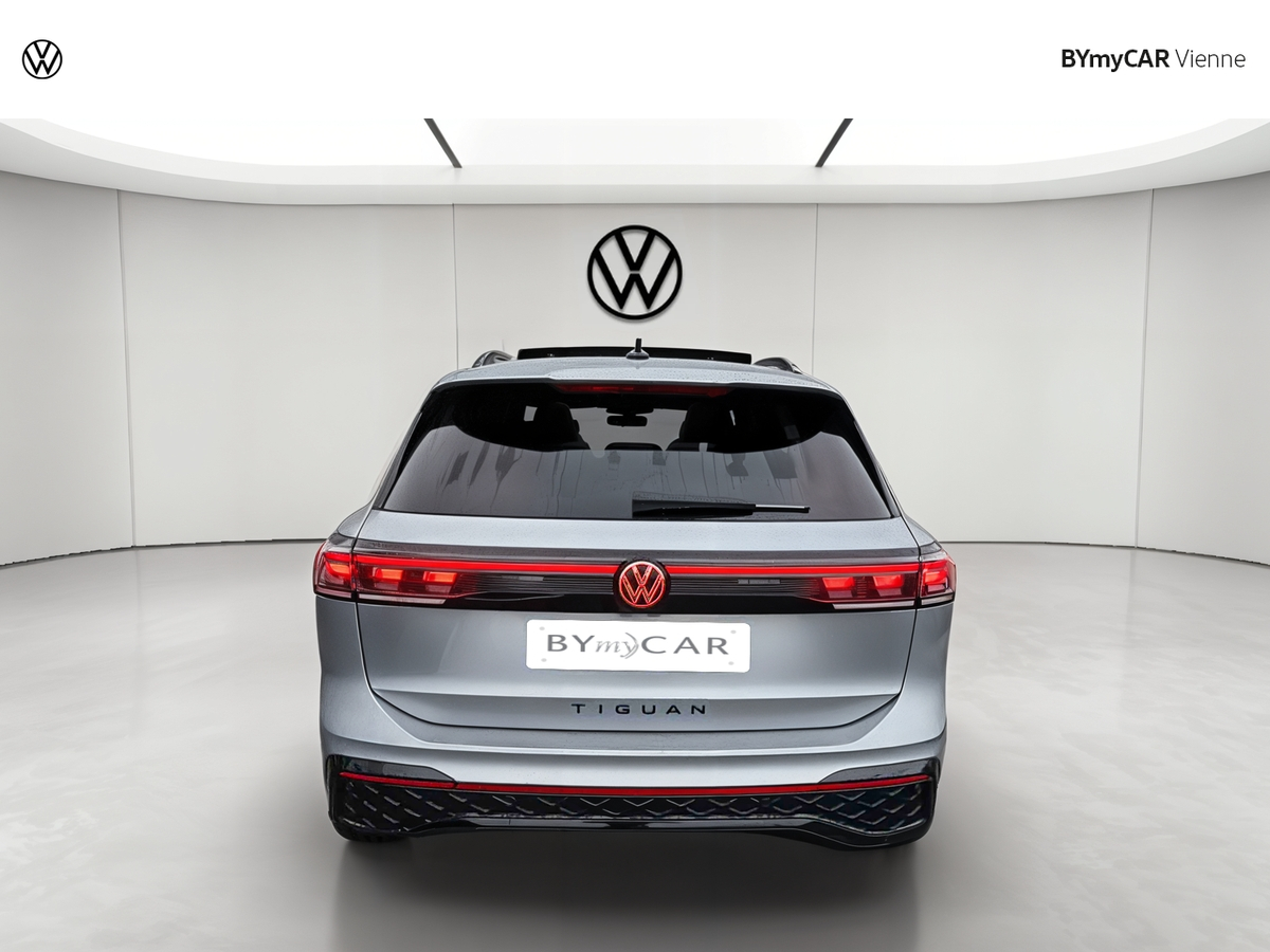 Volkswagen Tiguan 1.5 eHybrid 204ch DSG6 — photo 4