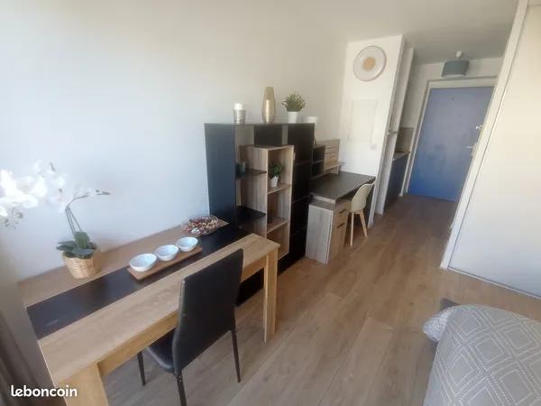 Vente studio refait à neuf 18m² - Lyon 7ème
