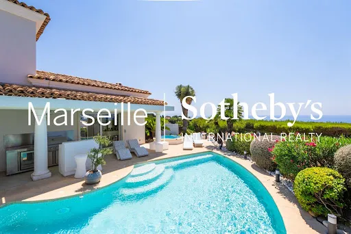 Maison 10 pièces 350 m²