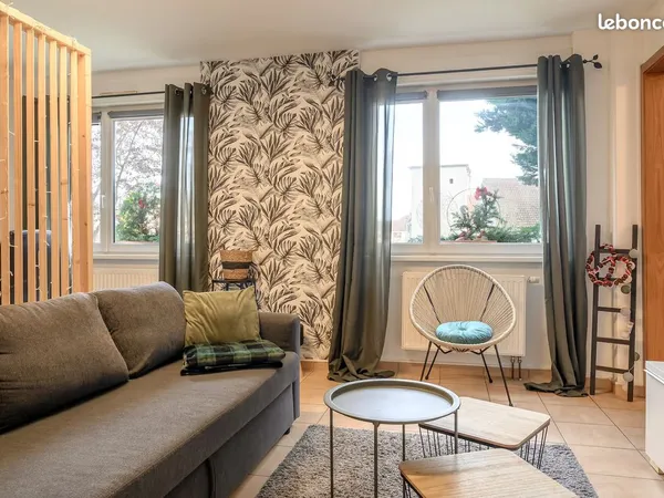 Appartement F2 52 m² + jardinet