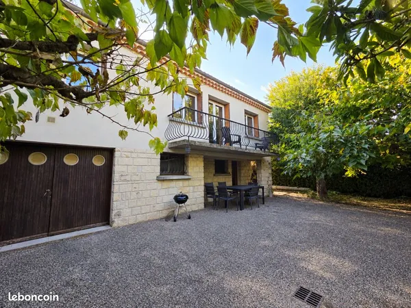 Maison 180 m²