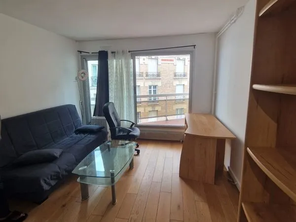 Studio 28 m² avec balcon Paris 15 FALGUIERE