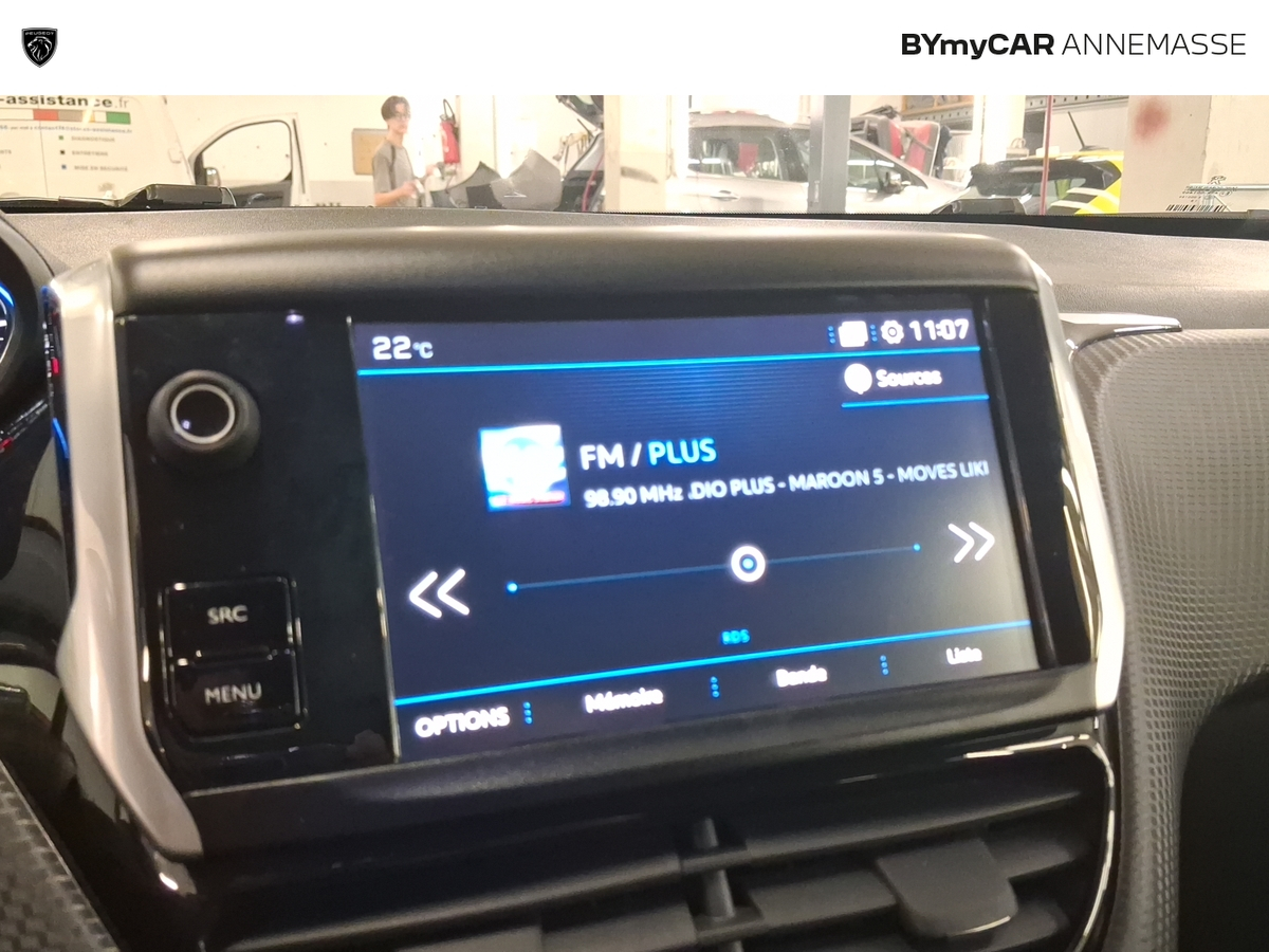 Peugeot 2008 PureTech 110ch S&amp;S EAT6 — photo 28