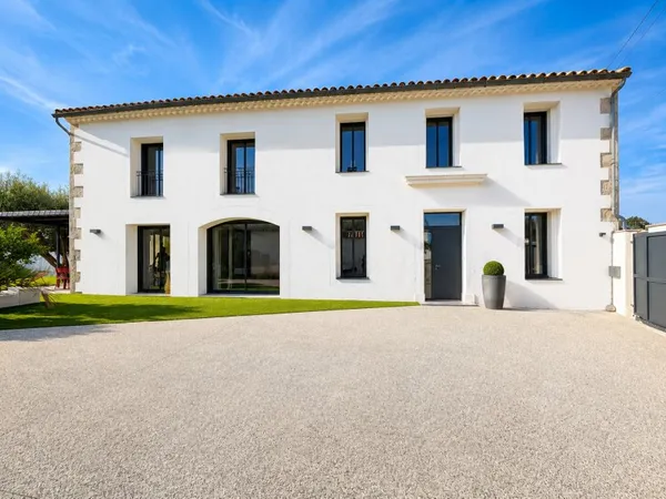 Maison 6 pièces 200 m²