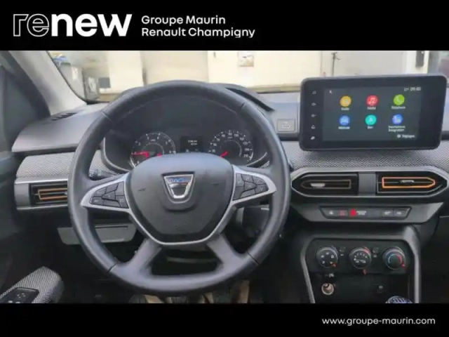 Dacia Sandero 1.0 tce 90ch stepway confort -22 — photo 9