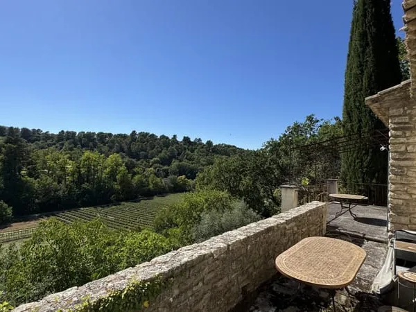 Propriété avec vue panoramique et terrain constructible potent