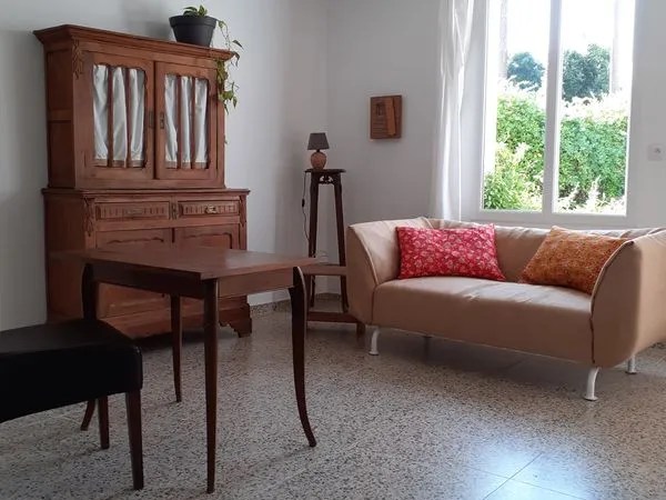 Maison Location Fontenille-Saint-Martin-d'Entraigues 2p 56m² 557€