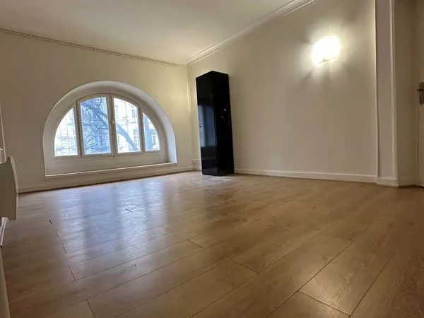 Bureaux 66 m² Bordeaux
