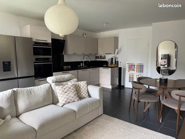 Appartement 4 pièces - 69,5 m² - Balcon - Parking - Résidence récente - Choisy-le-Roi