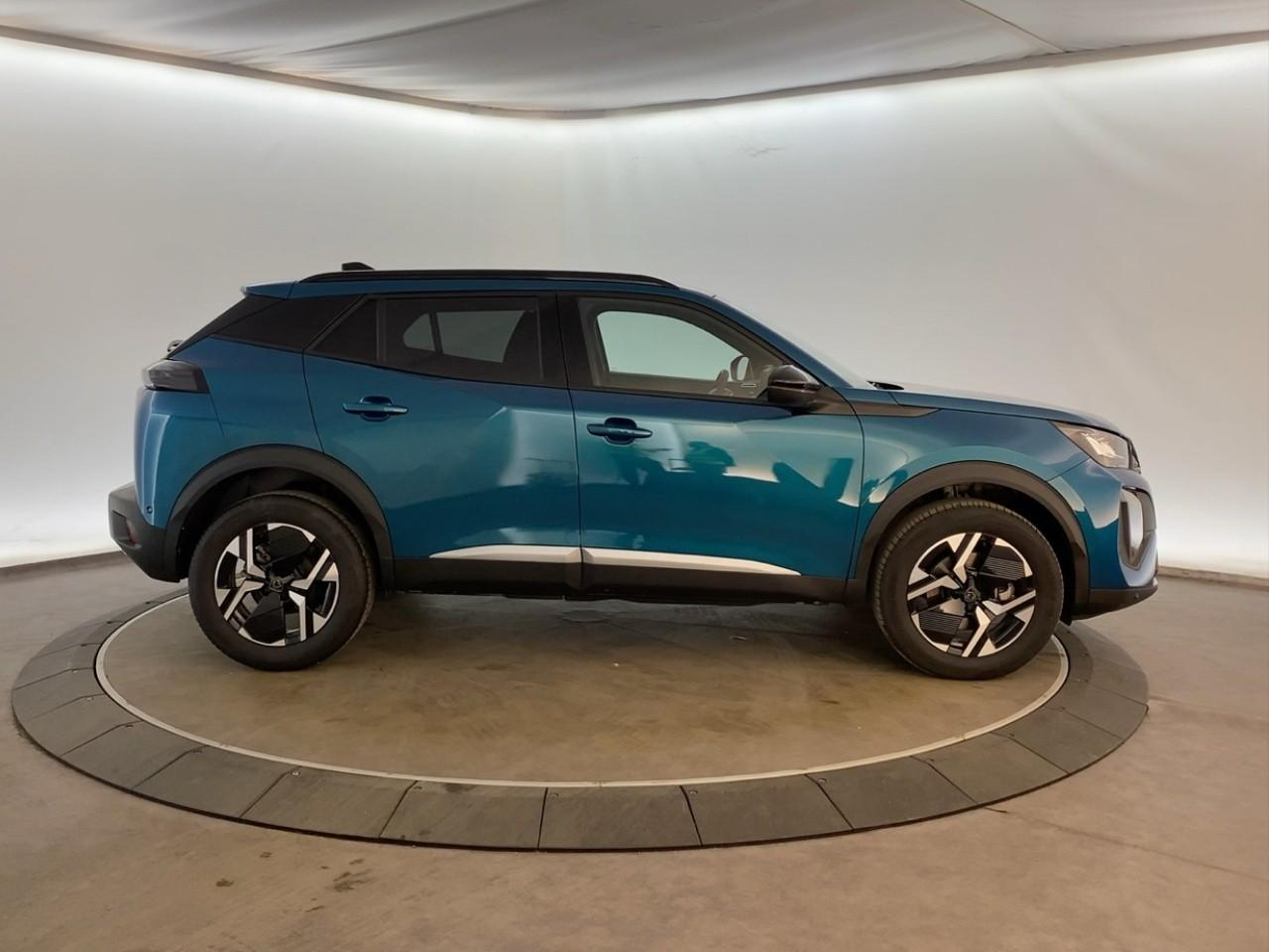 Peugeot 2008 hybrid 145 ch e-dcs6 allure — photo 4