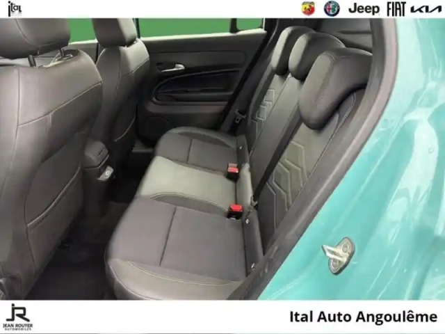 Jeep Avenger 1.2 turbo t3 100ch mhev altitude bvr6 ehybrid — photo 10