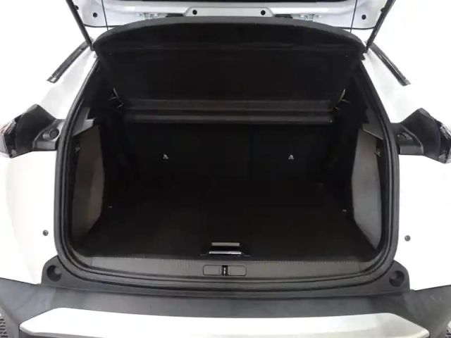 Peugeot 2008 1.2 puretech 100ch s&amp;s active pack — photo 23