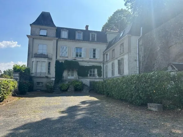 Propriété 15 pièces