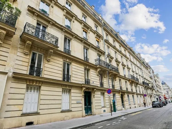 Bureaux 51 m²