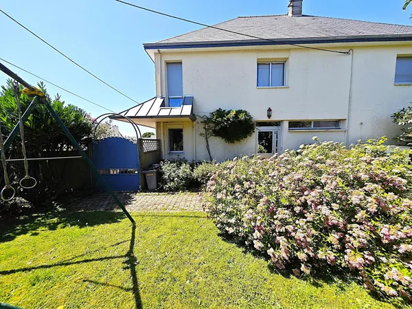 Maison hyper centre 360 m² avec jardin