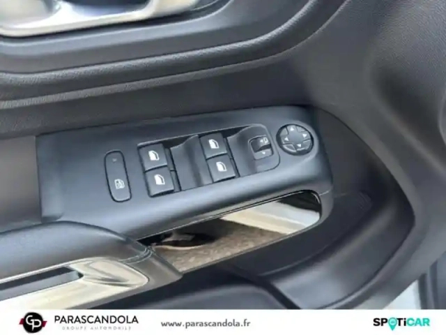 Citroën C5 Aircross bluehdi 130ch s&amp;s feel pack eat8 — photo 12