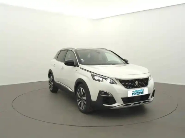 Peugeot 3008 hybrid4 300 e-eat8 — photo 3