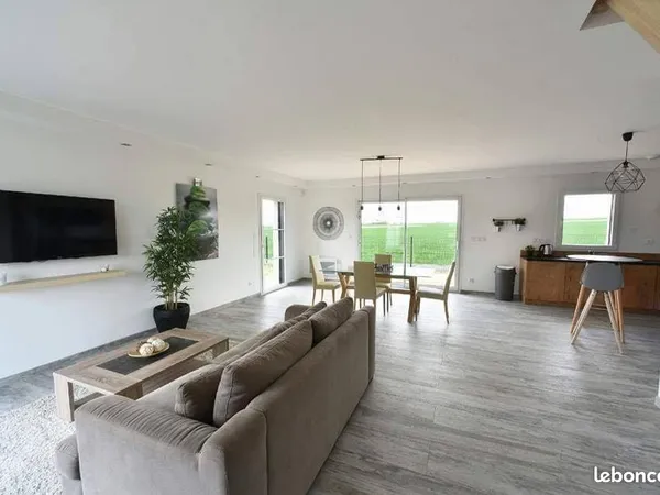 Propriété 3 pièces 83 m²