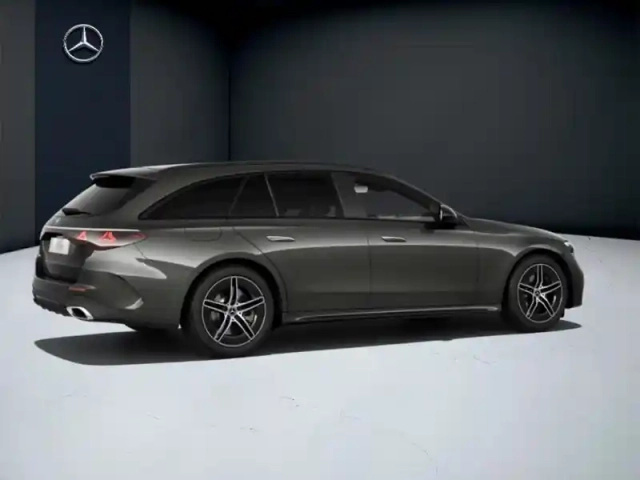 Mercedes Cla sse e 300 e hybrid eq amg l — photo 19