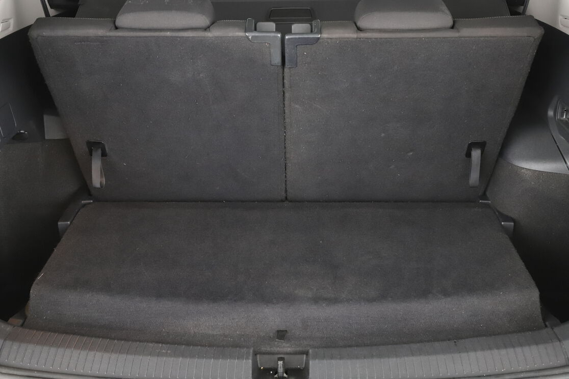 Volkswagen Tiguan Allspace 2.0 TDI Carat DSG7 — photo 16