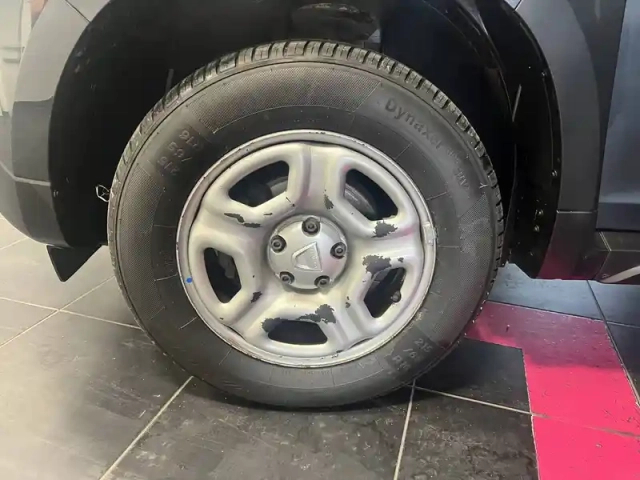 Dacia Duster blue dci 115 4x2 — photo 9