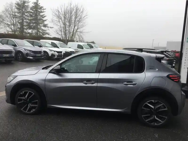 Peugeot 208 hybrid 145 e-dcs6 — photo 33