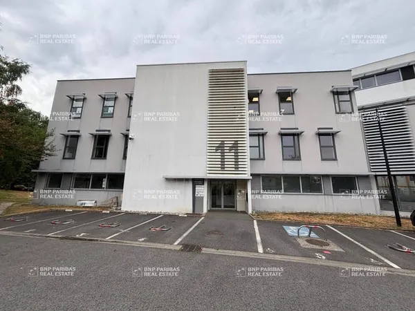 Bureaux 223 m²