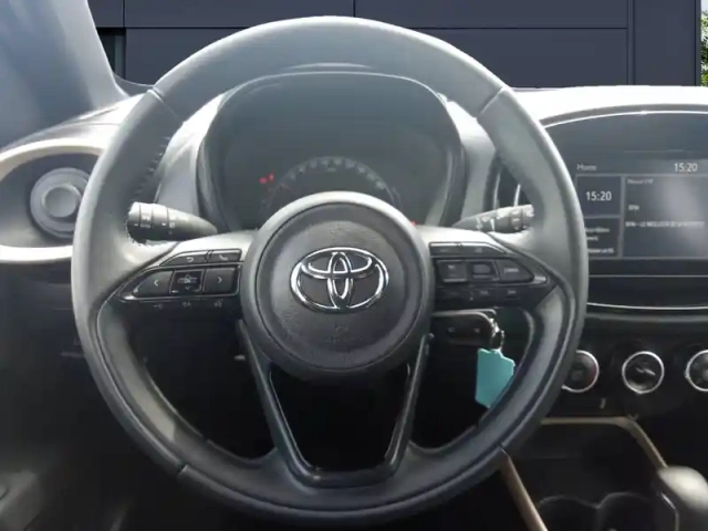 Toyota Aygo X 1.0 vvt-i 72 — photo 12
