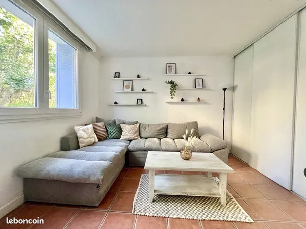 T3 lumineux 59 m² sans vis-à-vis - Marseille 8e, Cité Borély