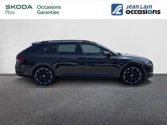 Skoda Superb combi 2.0 tdi 200 scr dsg7 4x4 — photo 4