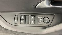 Peugeot 2008 1.2 Hybrid 145ch Style e-DCS6 — photo 27