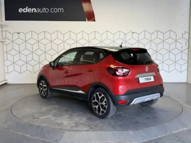 Renault Captur tce 150 fap edc — photo 3