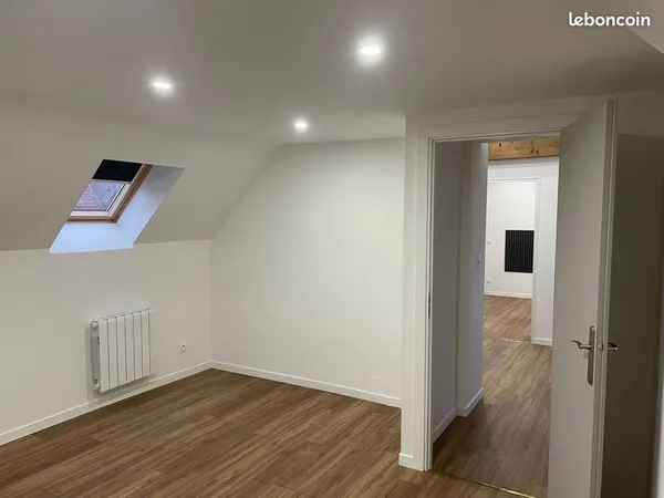 Loue maison avec garage