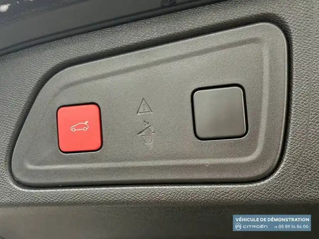 Citroën C5 Aircross hybride rechargeable 225 e-eat8 — photo 18