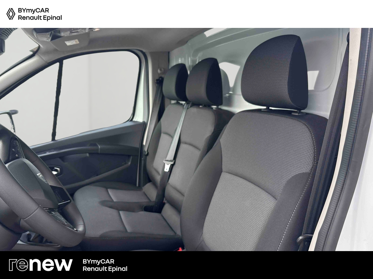 Renault TRAFIC FG BLUE DCI 130 L2H1 3T GSR2 — photo 11