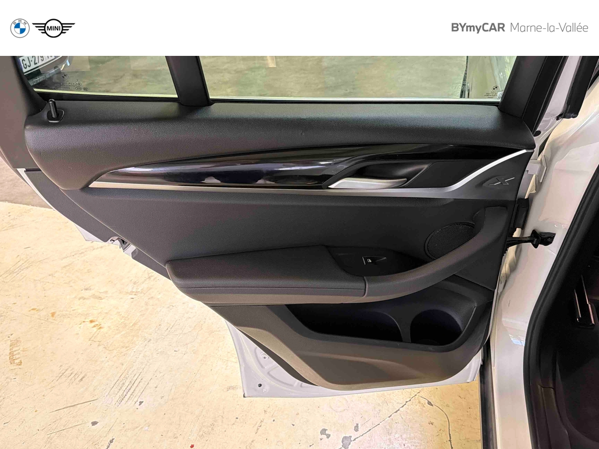 BMW X3 sDrive 18d 150ch BVA8 — photo 31
