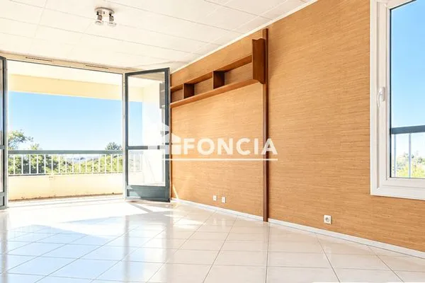 Appartement 4 pièces 80 m²
