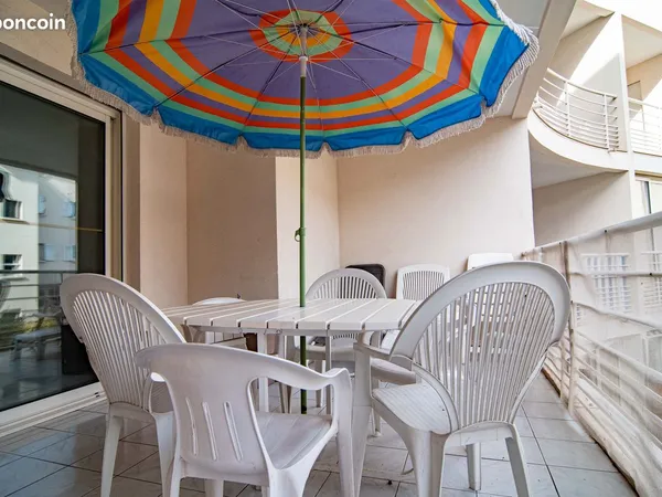 Location Fréjus plage Appartement 2 pièces 41 m2 et 15 m2 de terrasse à 70 De la plage