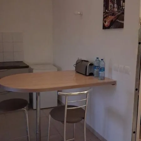 T2 meublé refait a neuf
